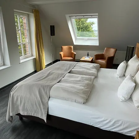 فندق Hafenresidenz 4*