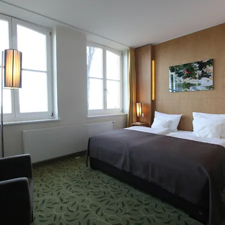 Hafenresidenz Hotel 4*