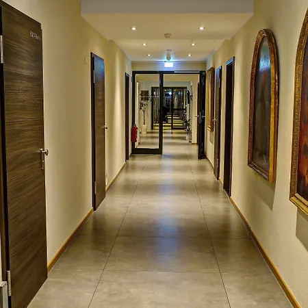 Hotel Hafenresidenz 4*