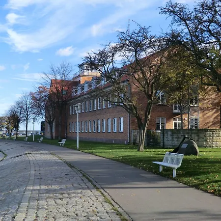 Hafenresidenz Hotel 4*