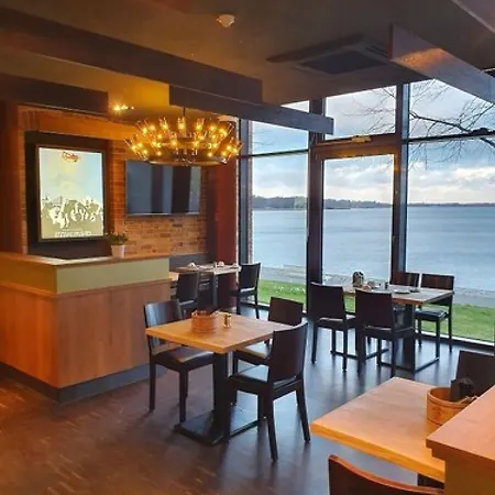 Hafenresidenz فندق شترالسوند